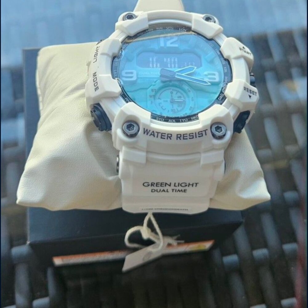 Activa Invicta White Sport Watch with Mint Blue Dial - Picture 4 of 4